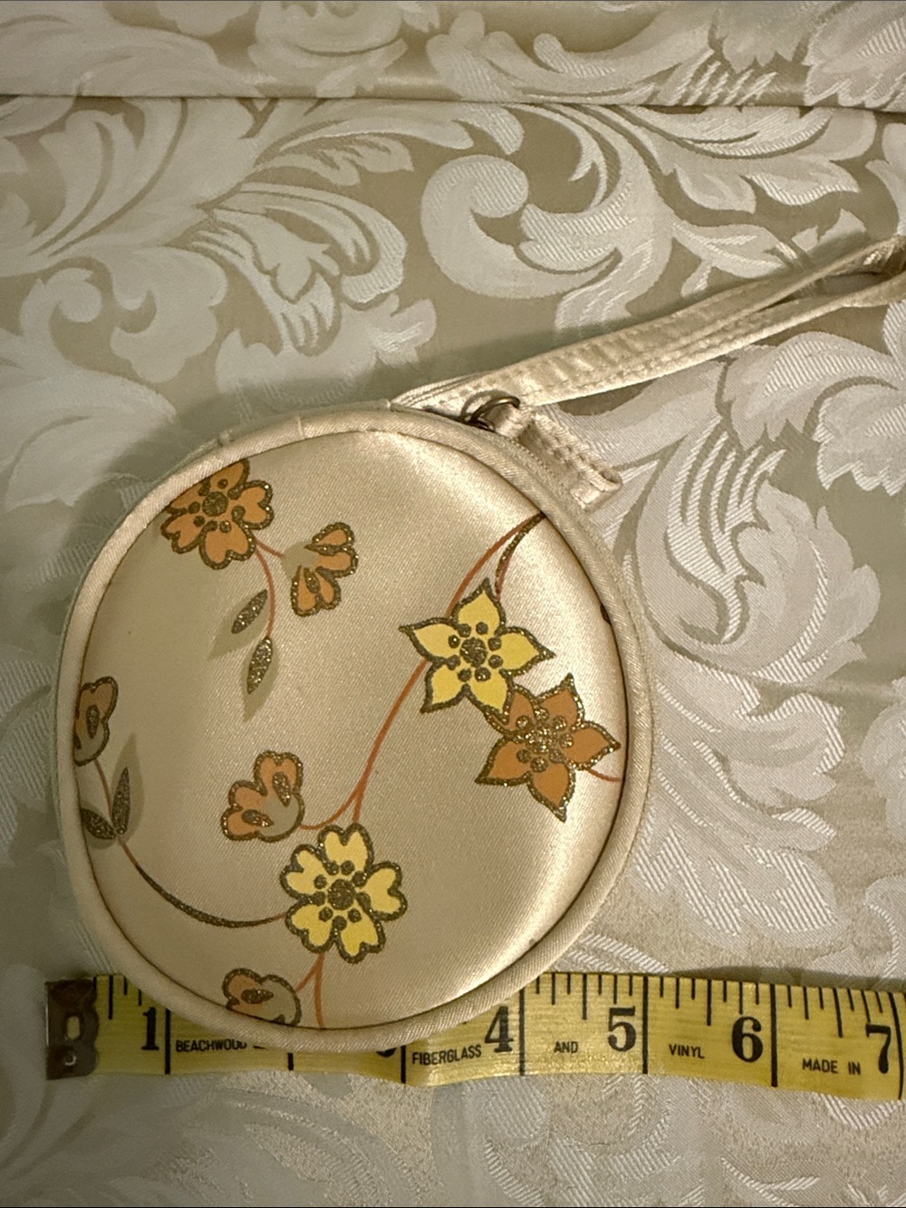 Round Floral Satin Wristlet in Cream and Yellow